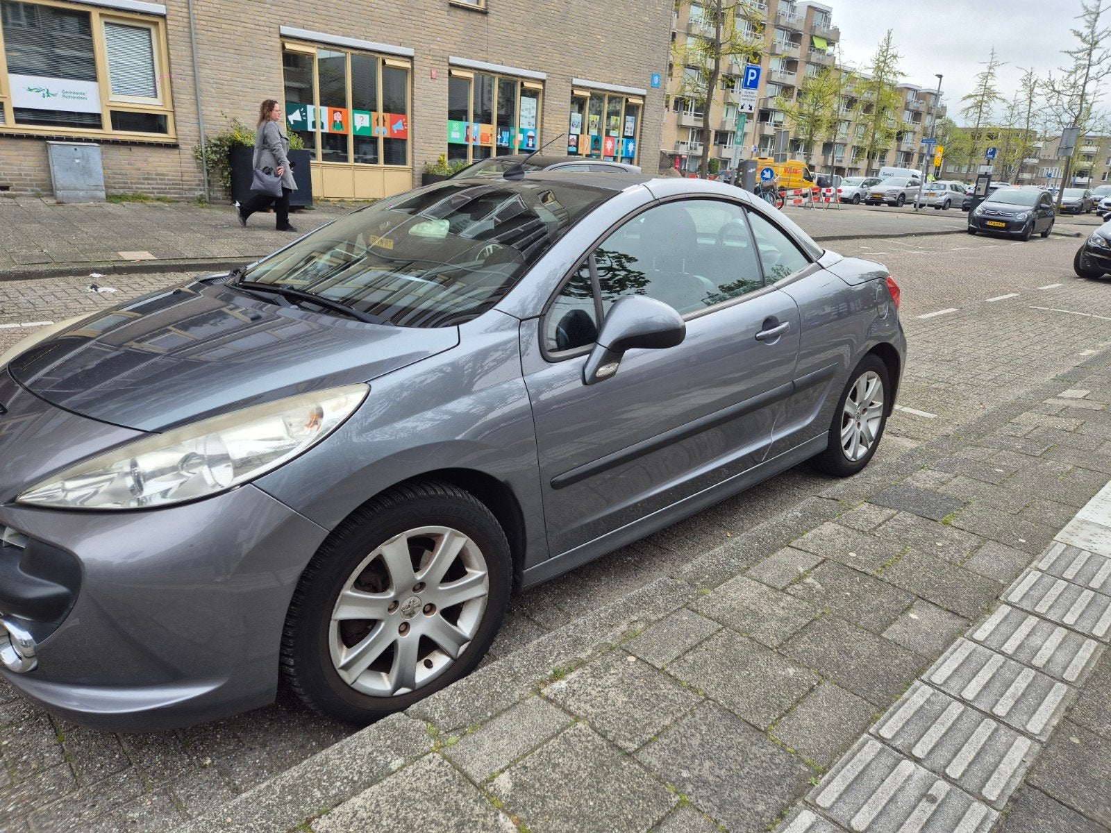 Peugeot 207 CC Cabrio – 107.923 km – rijdt goed ☀️🚗, Auto's, Voorwielaandrijving, 15 km/l, 4 cilinders, Cabriolet
