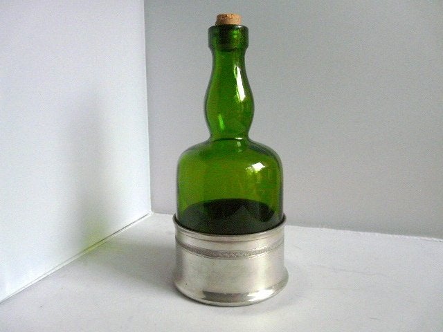 Groene fles met tin (brandy - Cognac) met Maltheser kruis., Antiek en Kunst, Ophalen of Verzenden