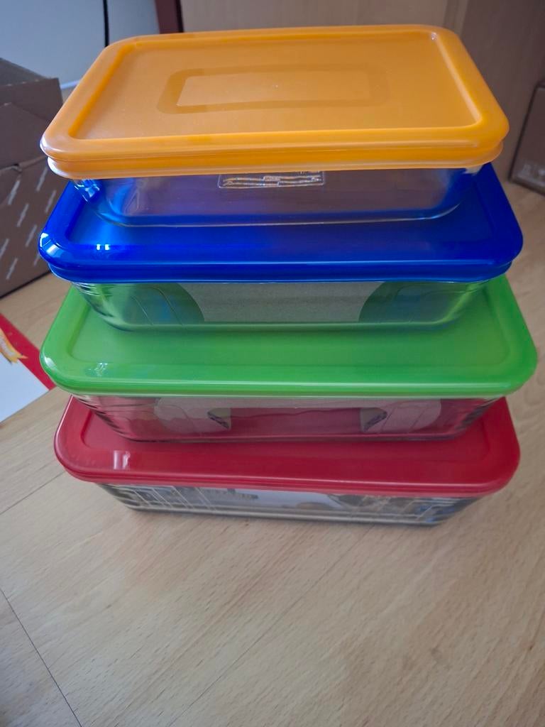 Pyrex 4 schalen NIEUW, Huis en Inrichting, Ophalen of Verzenden, Nieuw