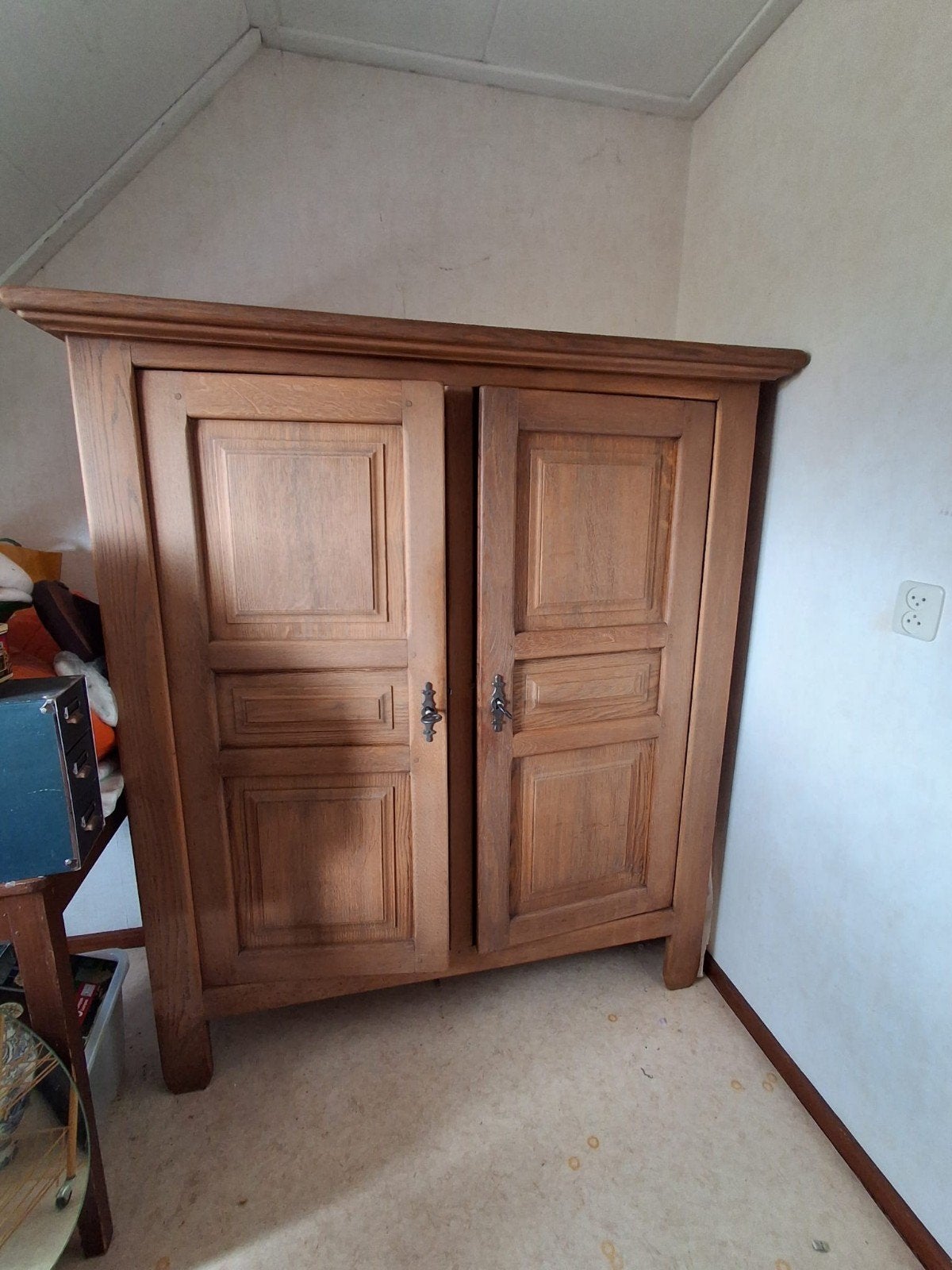 te koop kast, Ophalen