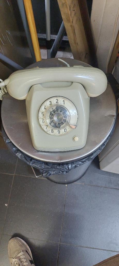 Oude telefoon (wd30), Telecommunicatie, Vaste telefoons | Niet Draadloos, Gebruikt, Met draaischijf, Ophalen of Verzenden