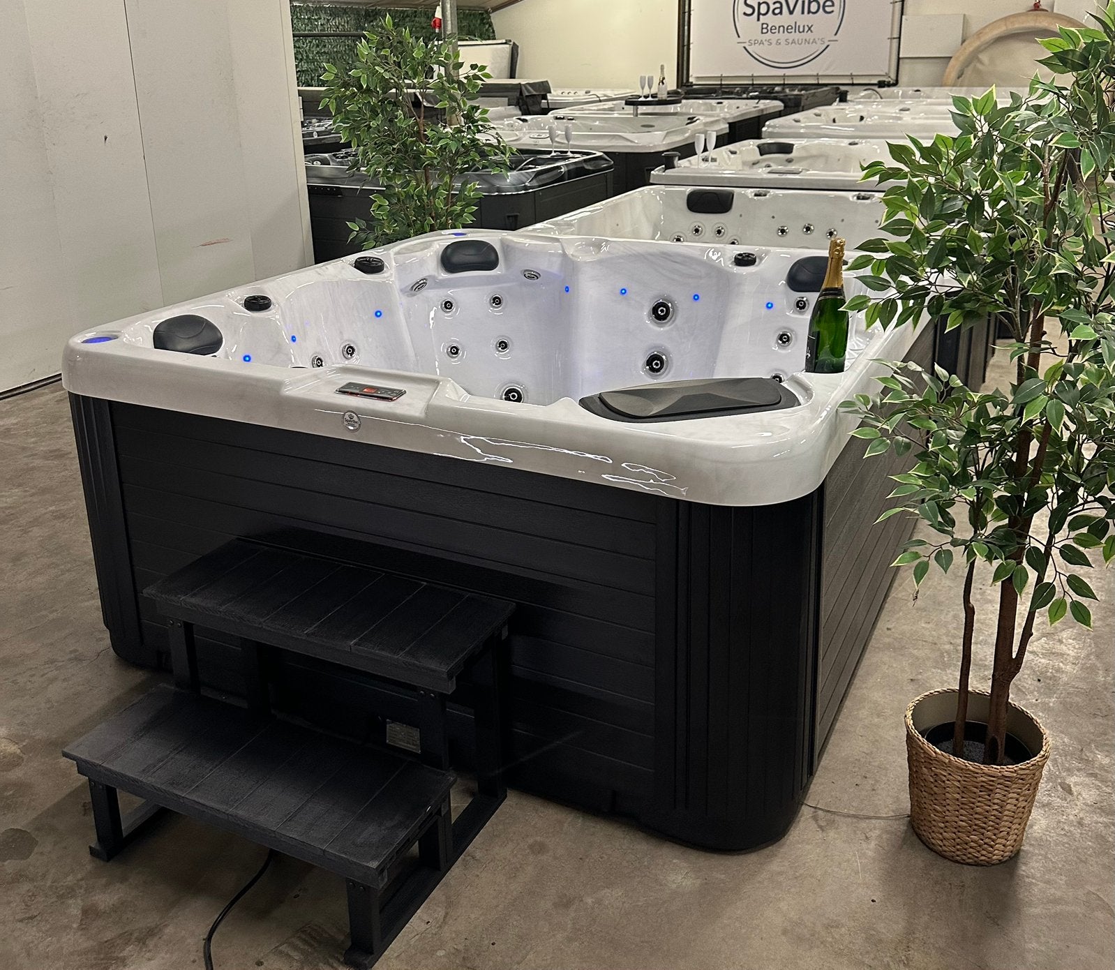 Jacuzzi | Spa Trident Lite | Demo | 2 jaar Garantie, Ophalen of Verzenden, Nieuw