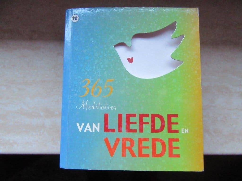 365 Meditaties van Liefde en Vrede, Onbekend, Achtergrond en Informatie, Spiritualiteit algemeen, Ophalen of Verzenden