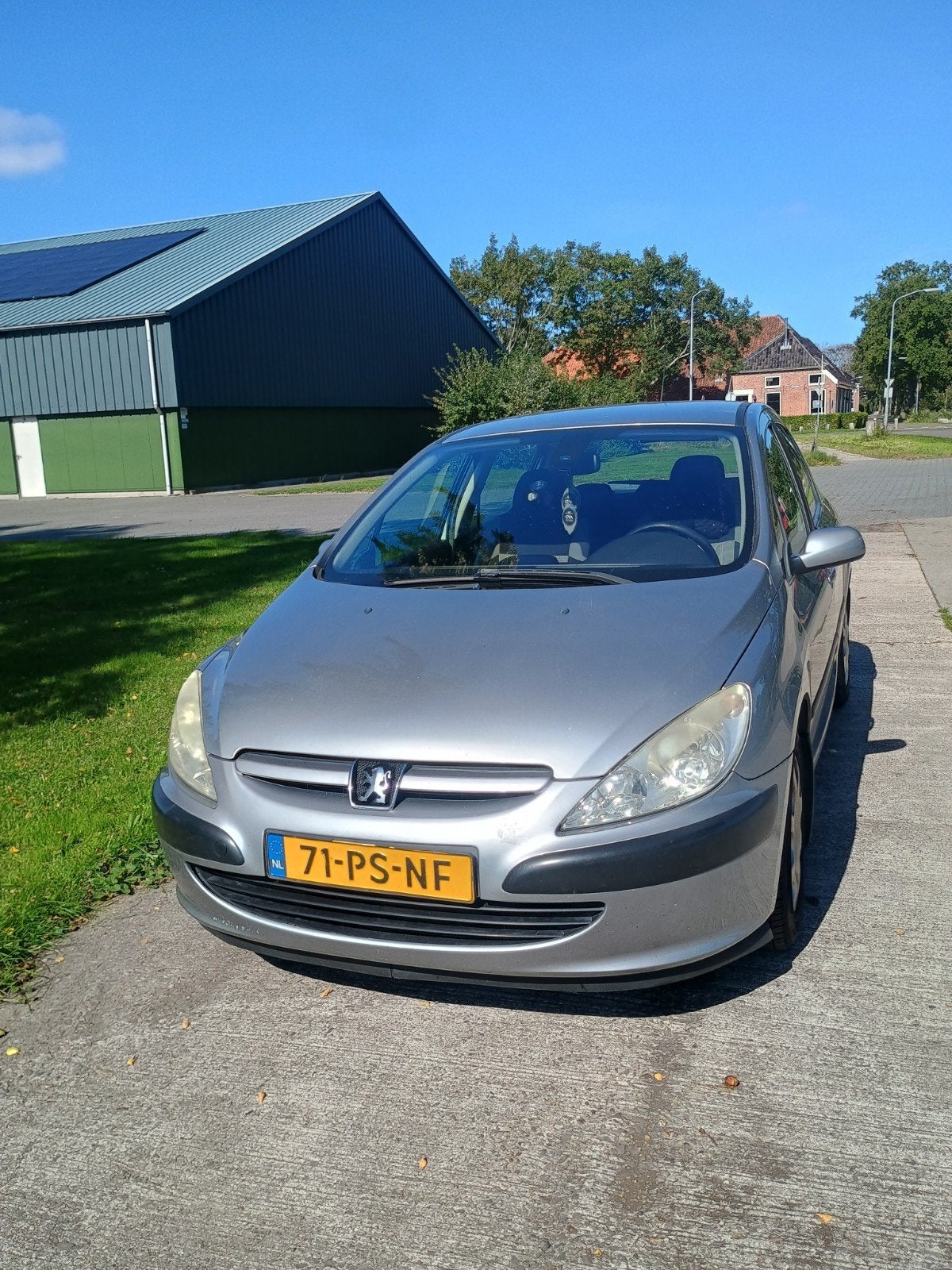 Peugeot 307 1.6 16V XR 5DR AUT 2004 Grijs, Auto's, 4 cilinders, Origineel Nederlands, 1200 kg, 630 kg