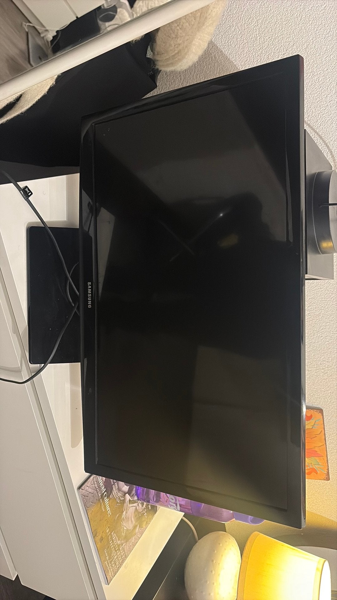Kleine Samsung smart TV, Ophalen, 50 Hz, Zo goed als nieuw, Samsung