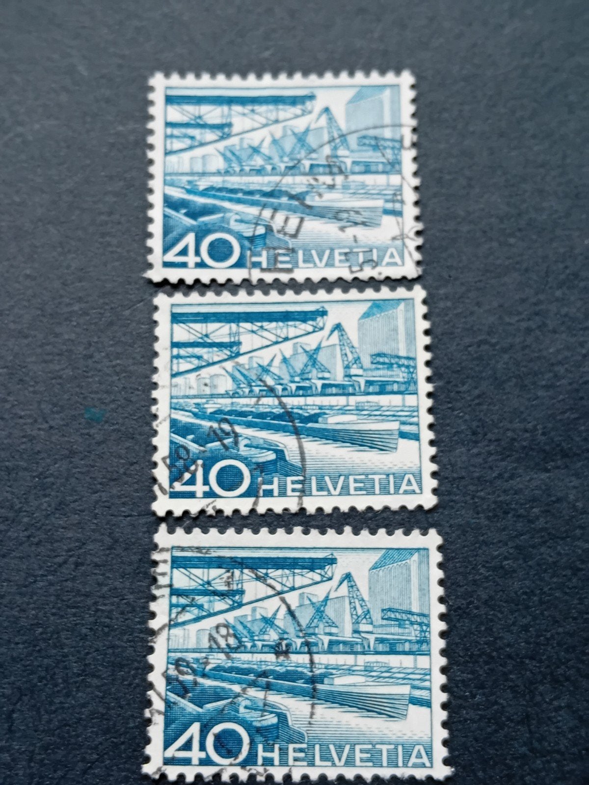 Zwitserse postzegels 40 Helvetia (3 stuks), Ophalen of Verzenden