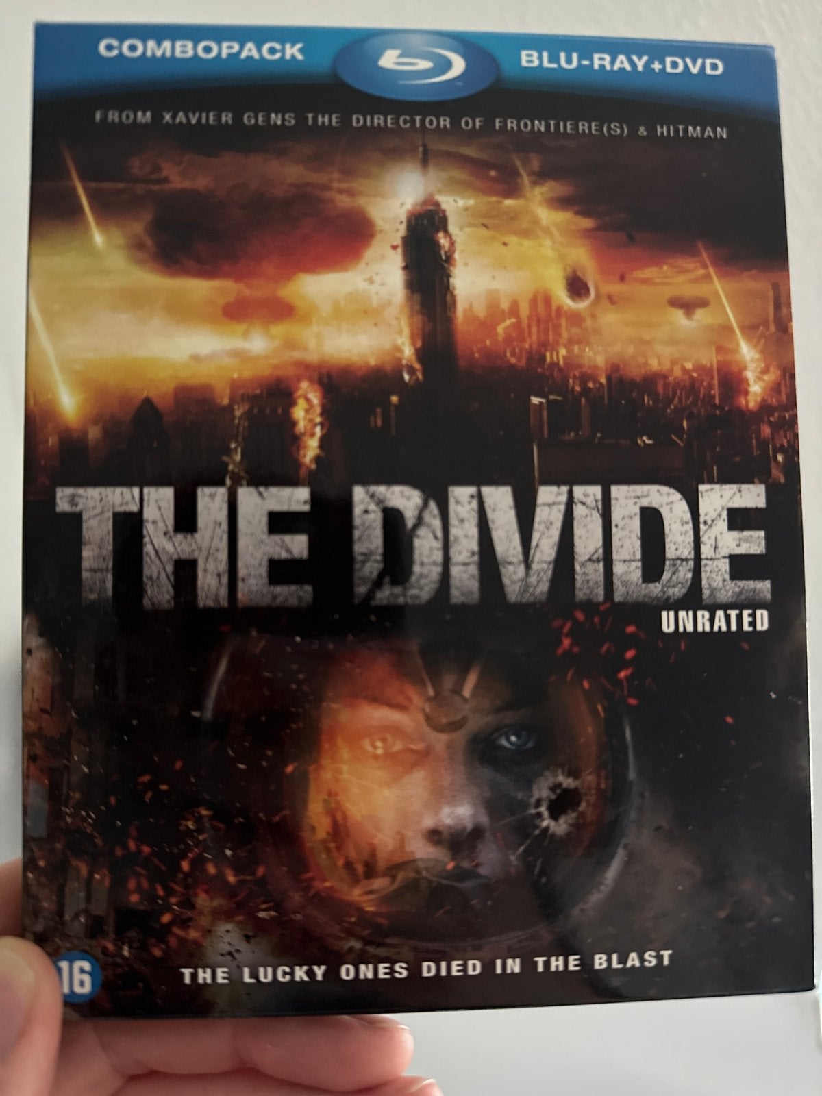 The Divide - Blu-ray + DVD Combopack (Actiethriller), Vanaf 16 jaar, Verzenden, Nederlands, Blu-ray