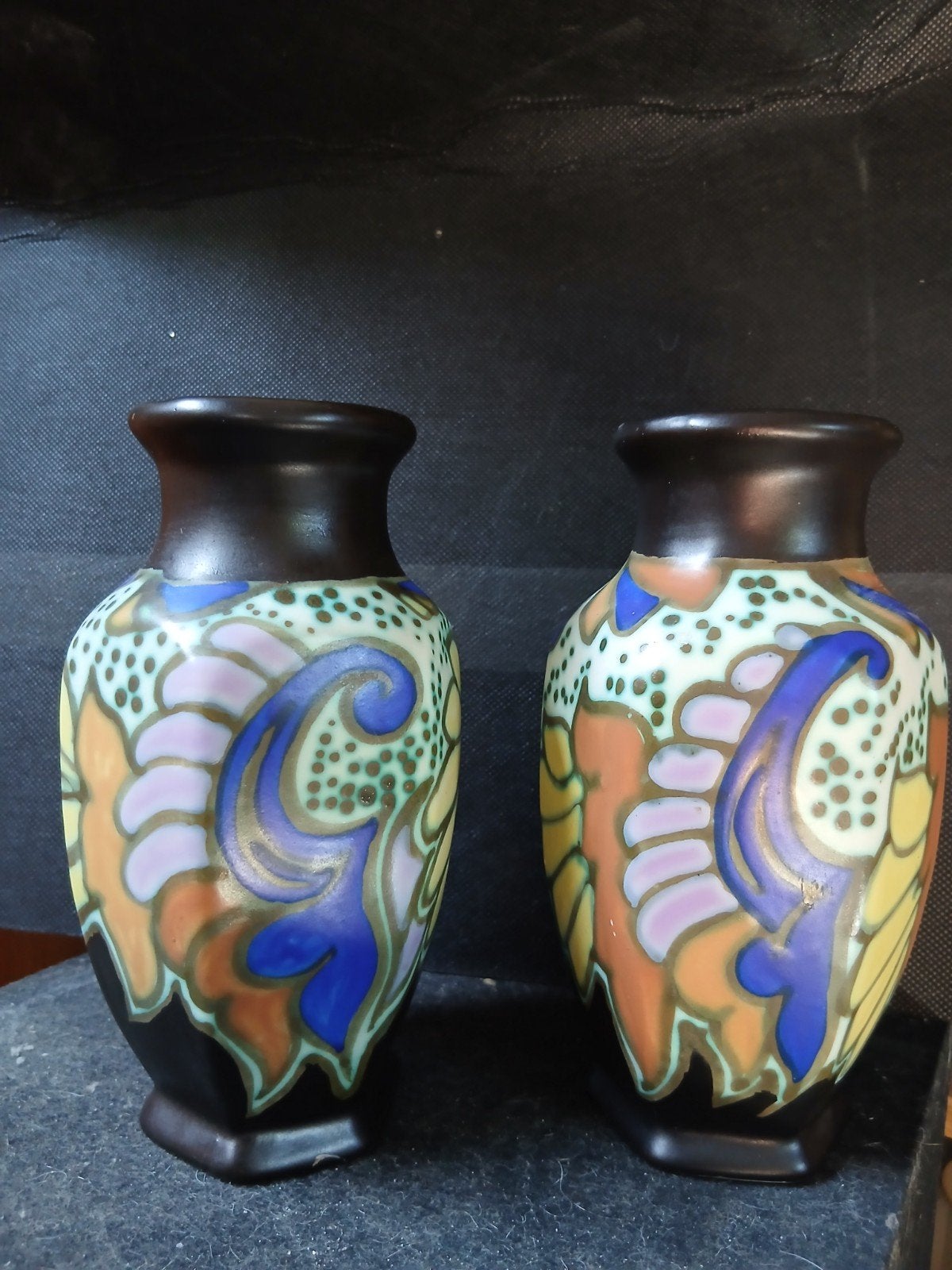 2 platelen vazen 19 cm hoog, Ophalen