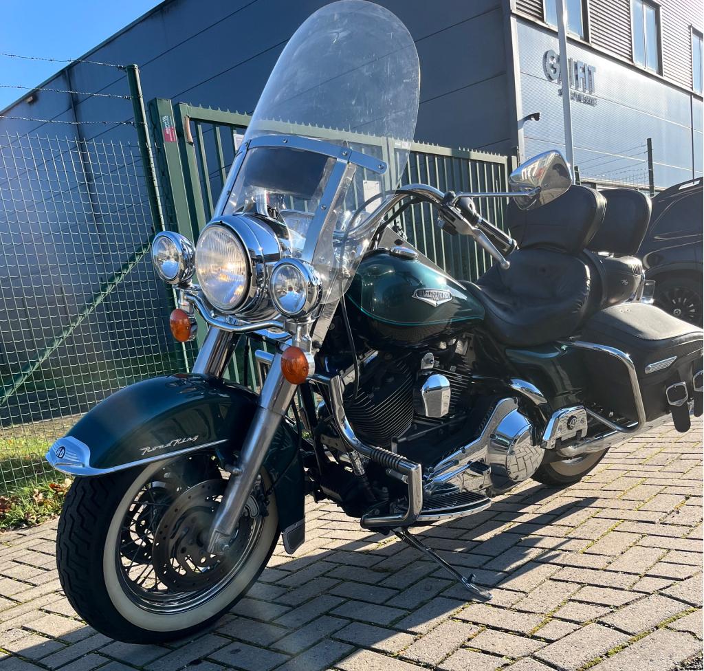 2x Harley Roadking 2002-2005, Niet ingevuld, 2 cilinders, Bedrijf, Niet ingevuld