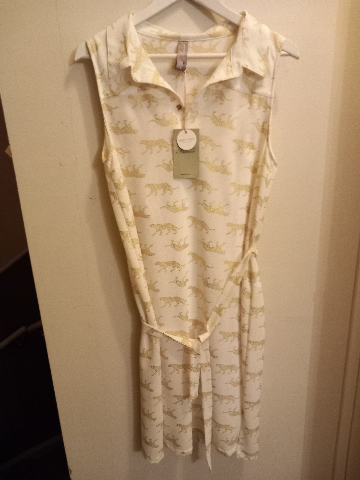 Nieuwe Mismash jurk maat L, crème met gouden panterprint, Kleding | Dames, Beige, Maat 42/44 (L), Nieuw, Ophalen of Verzenden