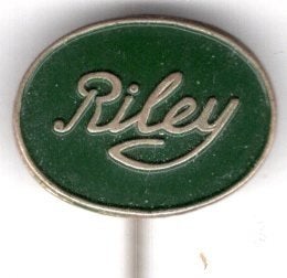 Riley groen op zilverkleurig brommer speldje ( C_212), Ophalen of Verzenden, Zo goed als nieuw, Transport, Speldje of Pin