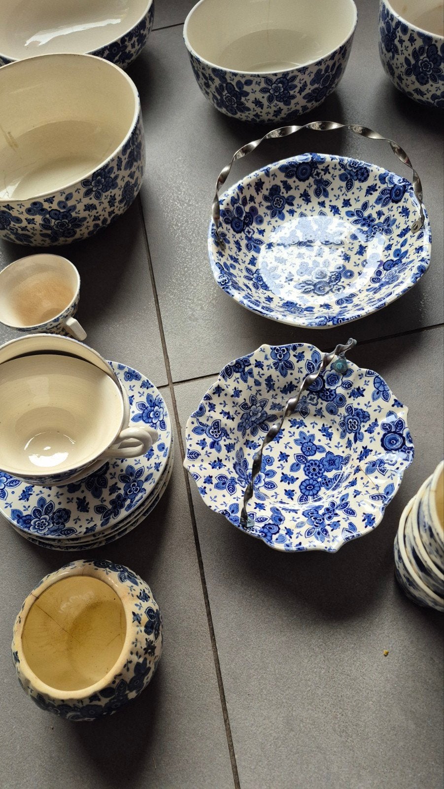 Origineel en uitstekende Beatrix servies, Ophalen