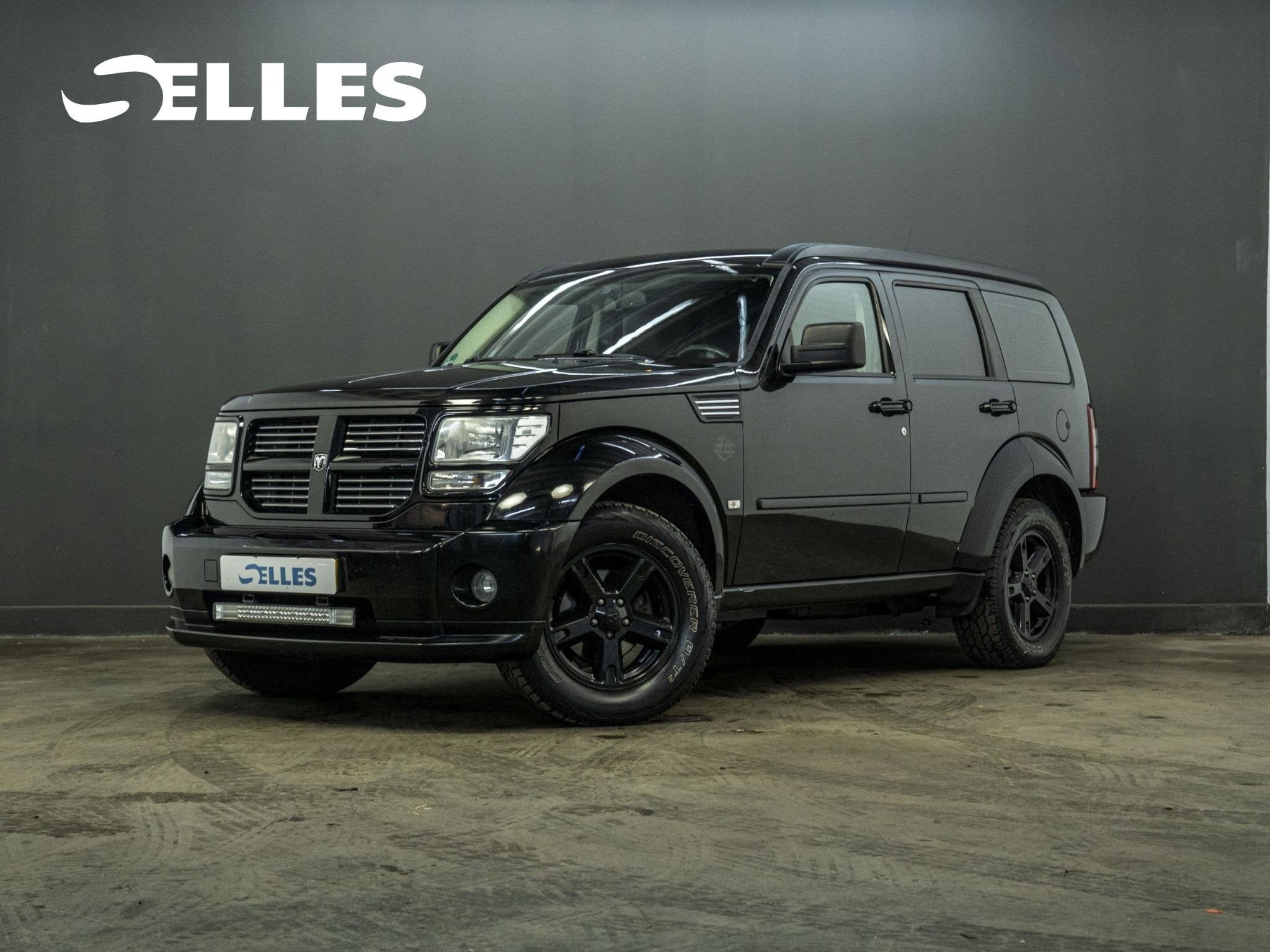 Dodge Nitro 2.8 CRD SE | Airco | Stoelverwarming | Verstrale, Auto's, Automaat, Stof, 4 cilinders, Zwart