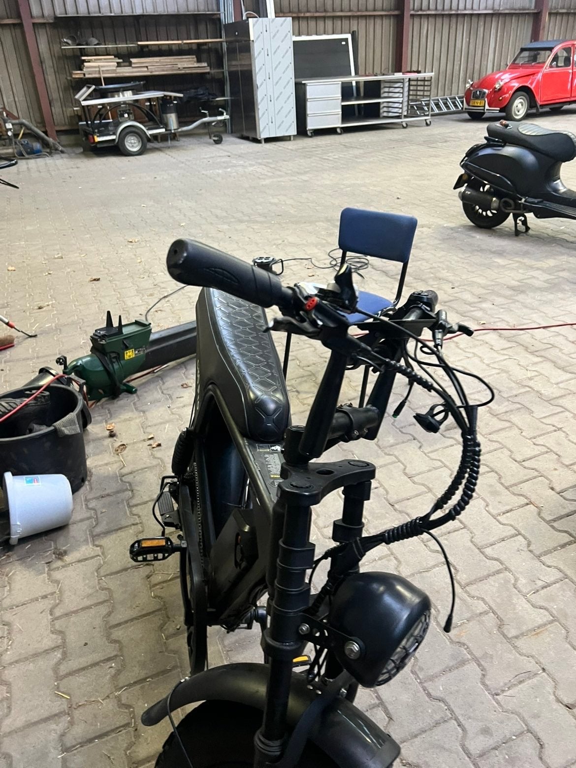E-bike met kapot scherm en controller, dubbele accu, nieuwe, Ophalen, Gebruikt, 50 km per accu of meer, Overige merken