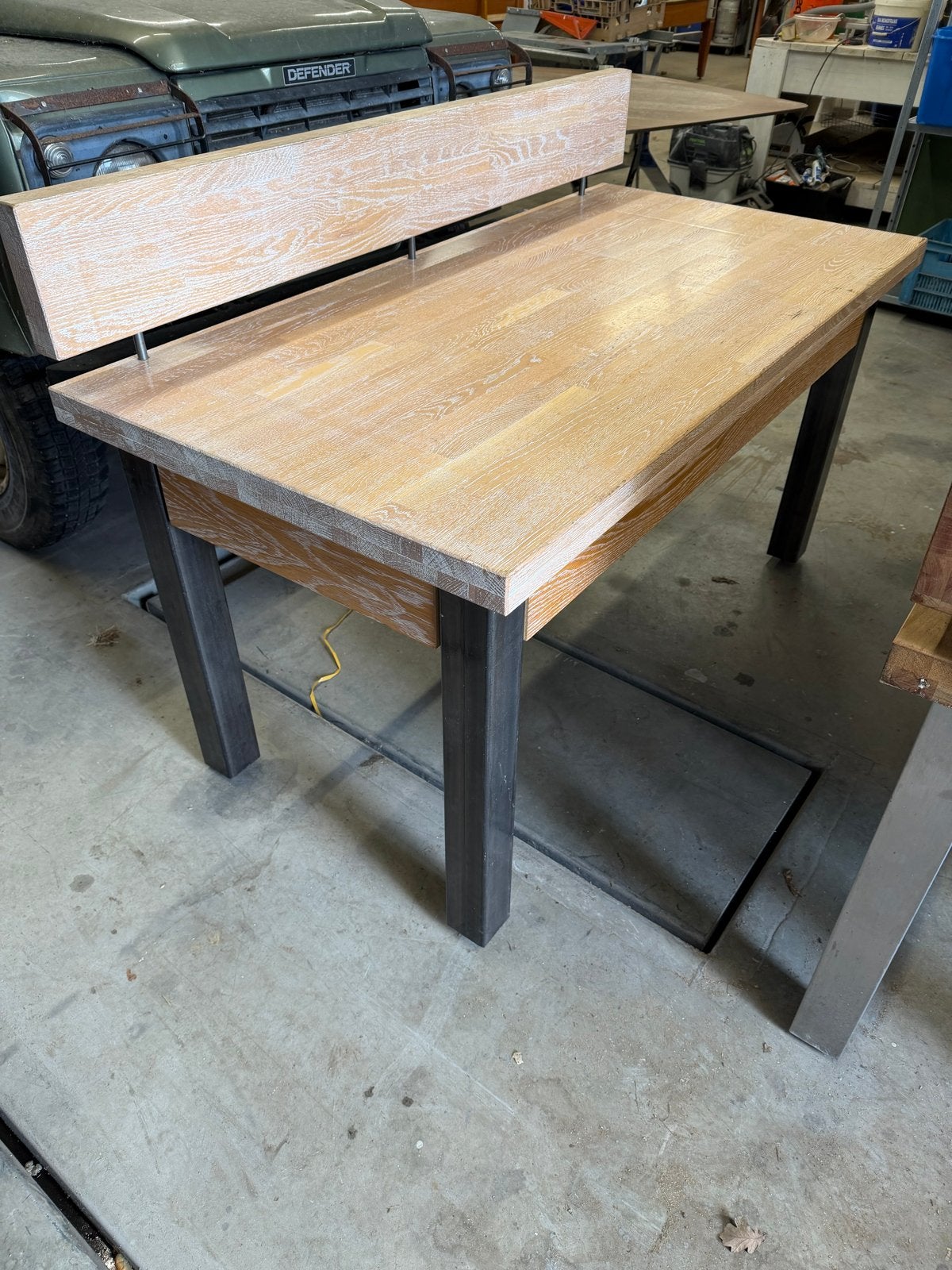 Snijtafel met stalen onderstel, Gebruikt, 100 tot 150 cm, Ophalen of Verzenden, Metaal