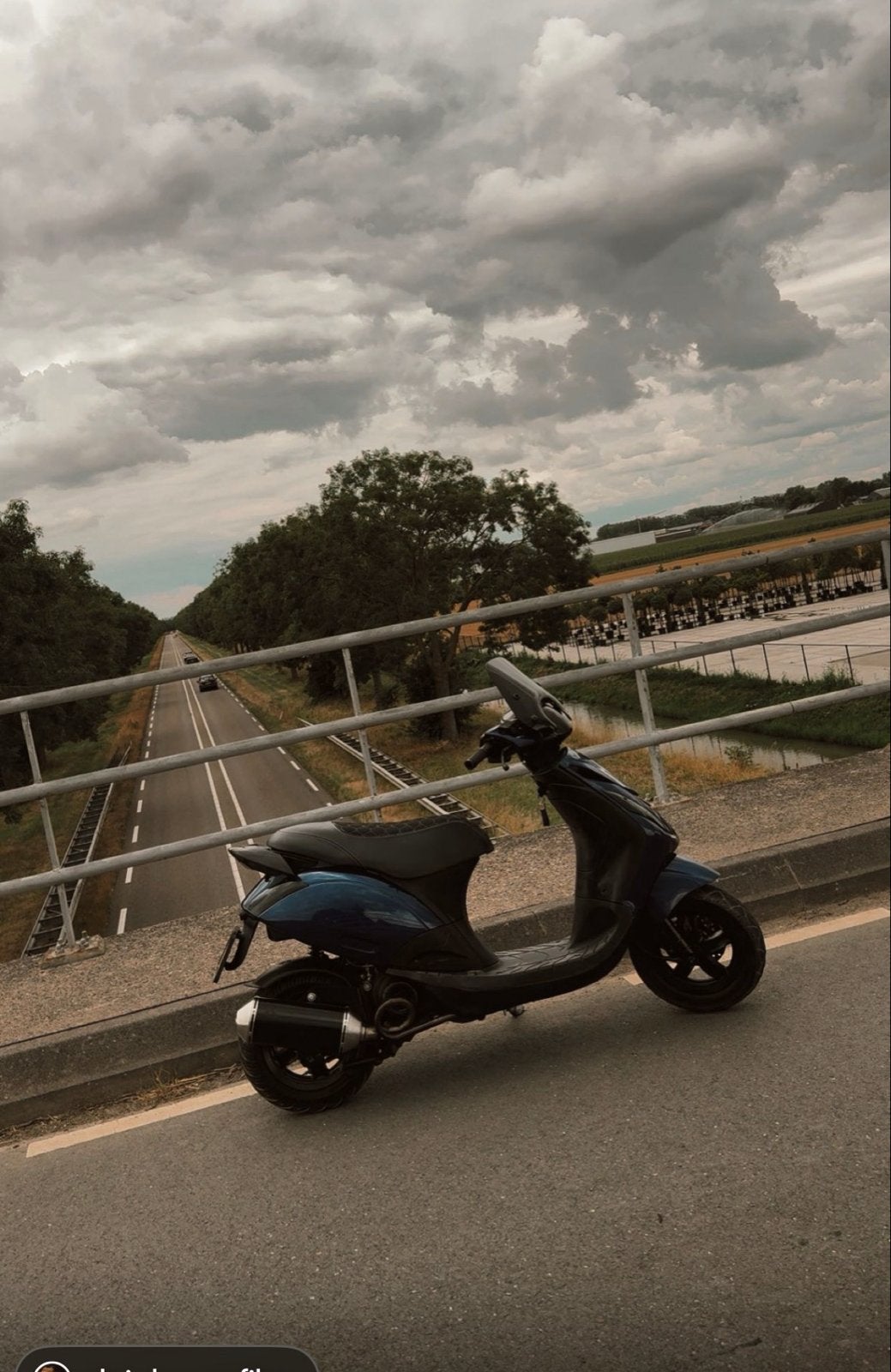 Piaggio Zip 4 takt 2v ook te ruil, Fietsen en Brommers, Scooters | Piaggio, Ophalen, Gebruikt, Maximaal 45 km/u, Zip