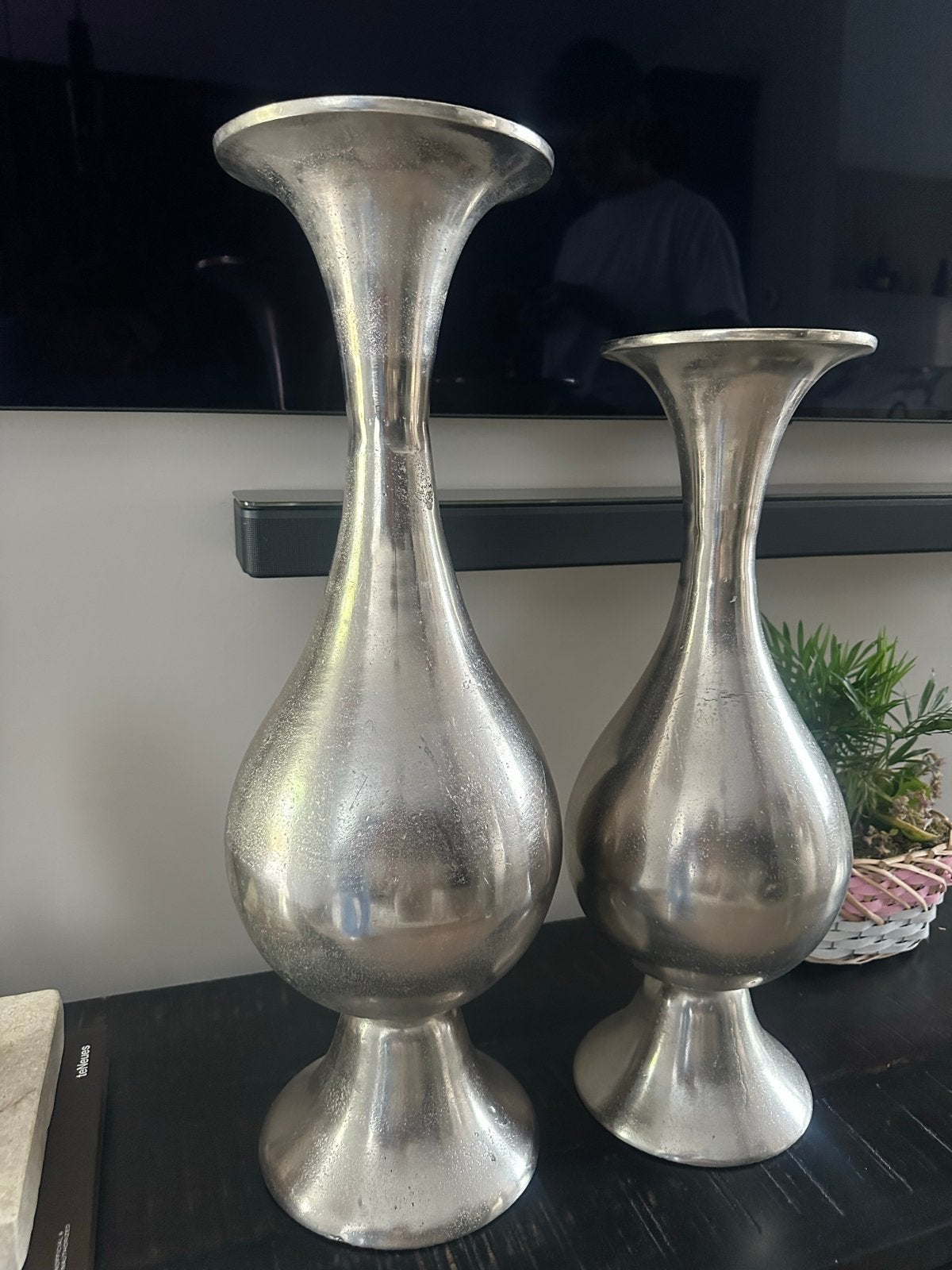 Set van 2 geborsteld zilverkleur vazen colmore, Ophalen of Verzenden, Zo goed als nieuw, Metaal, Geschikt voor droogbloemen