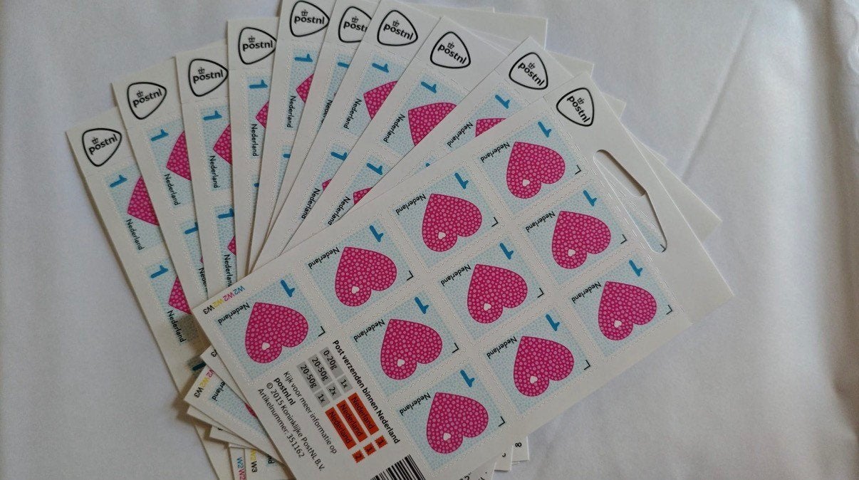 7x Postzegelvel Hartjes 50% Korting, Ophalen of Verzenden