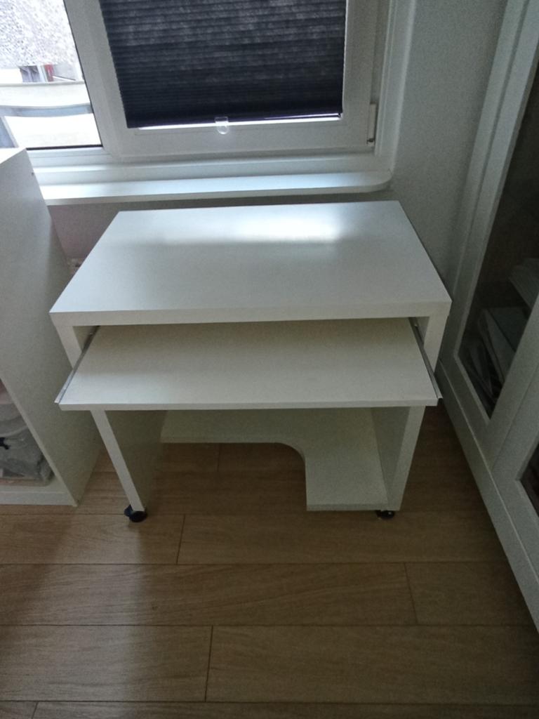 Klein wit Bureau, Ophalen, 70 tot 120 cm
