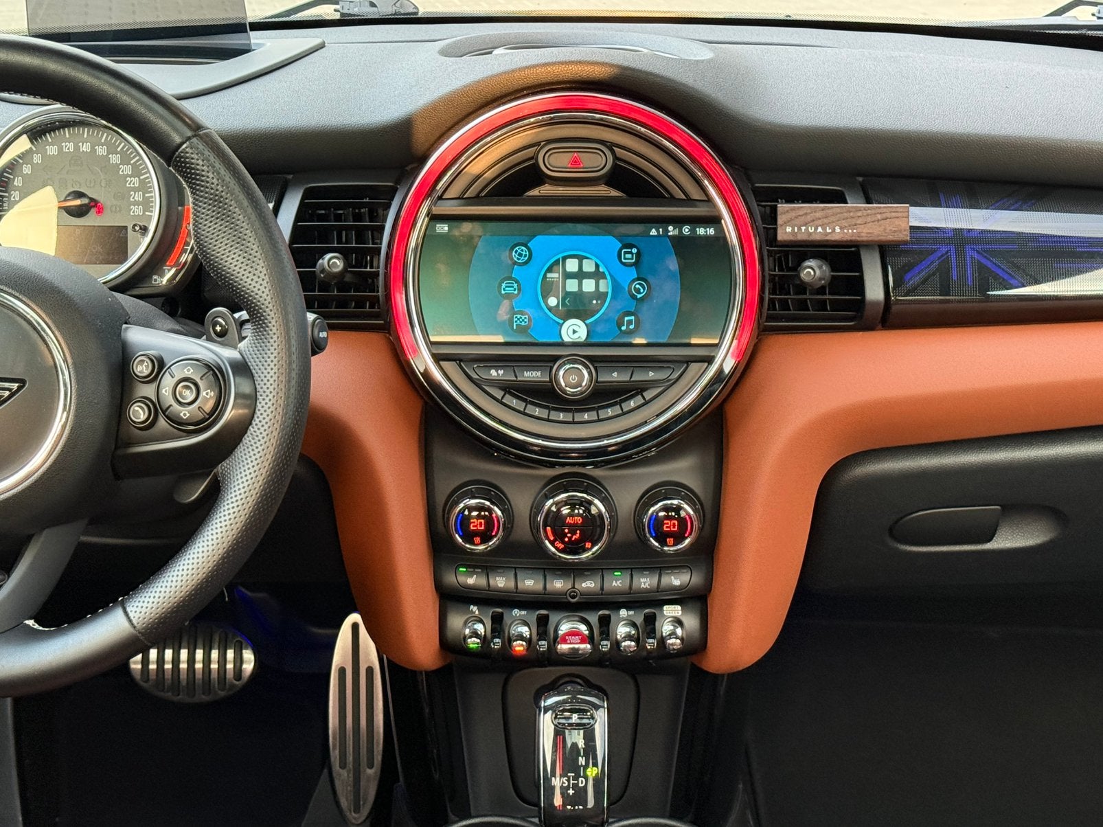 MINI Cooper S JCW LCI | DCT| JCW Pro | Pano | H/K| OZ Wielen, Auto's, Euro 6, 4 stoelen, Zwart, Bruin