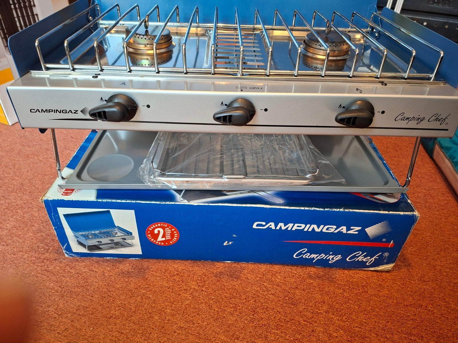 campingaz 2 pits kooktoestel met grill, Ophalen, Zo goed als nieuw