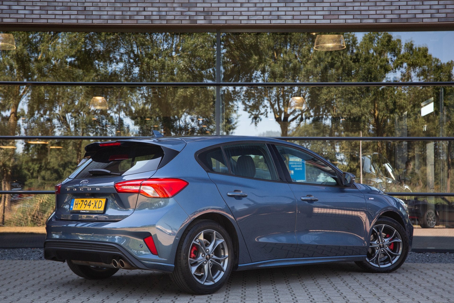 Ford Focus 1.5 EcoBoost ST Line Business ,Stoel/stuurverwarm, Stof, 181 pk, Blauw, Bedrijf