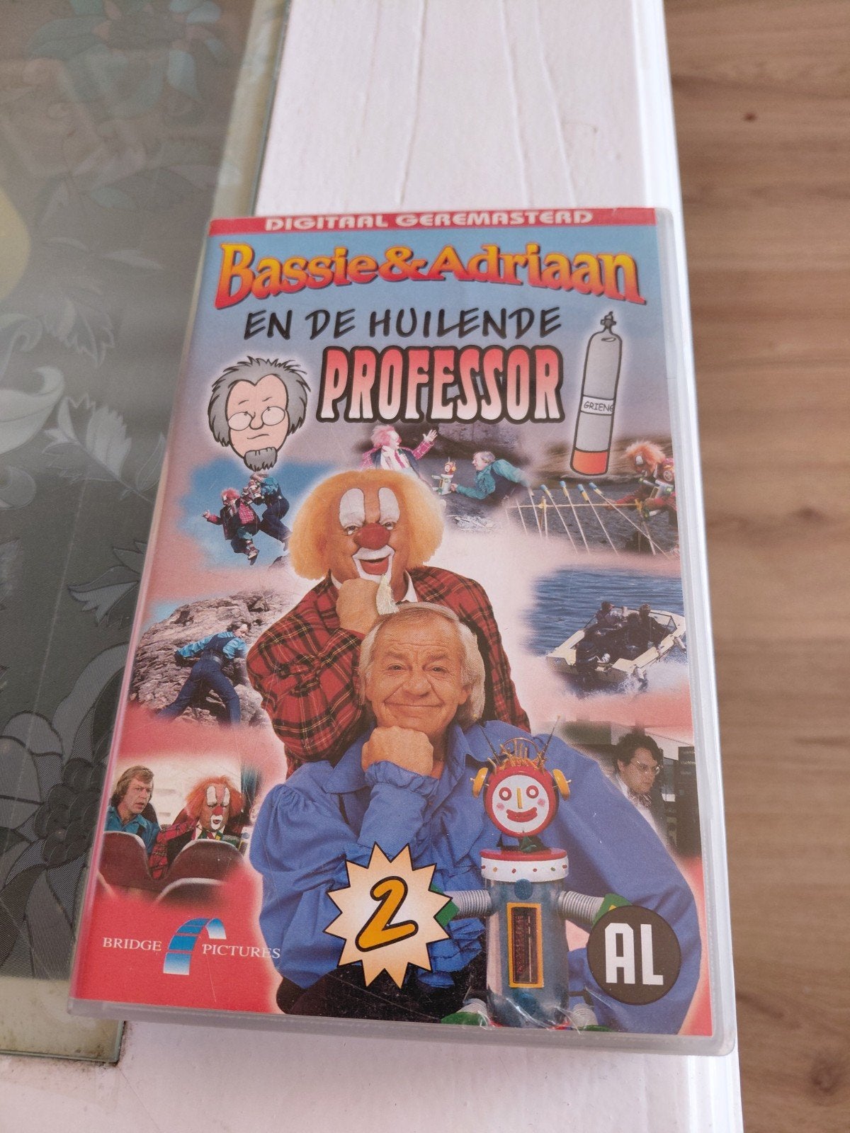 Bassie en Adriaan en de Huilende Professor deel 2 video, Cd's en Dvd's, VHS | Kinderen en Jeugd, Gebruikt, Alle leeftijden, Kinderprogramma's en -films
