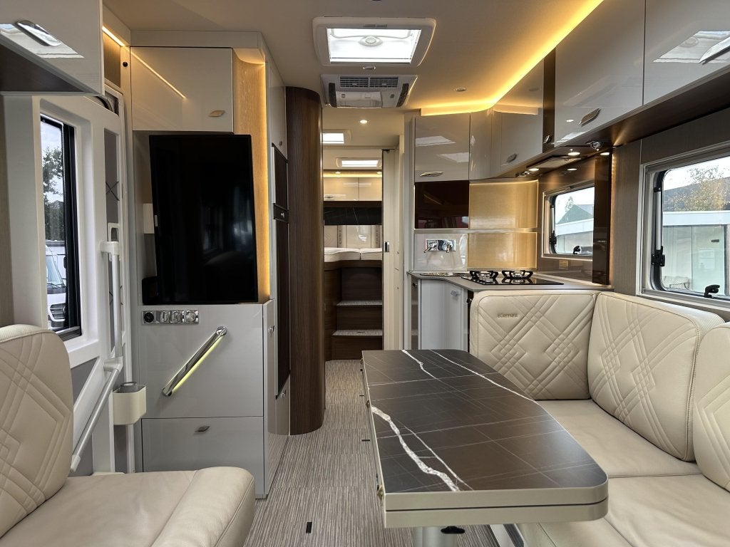 Foto 13 van Bürstner Elegance 910 G E&P Mercedes ALDE A