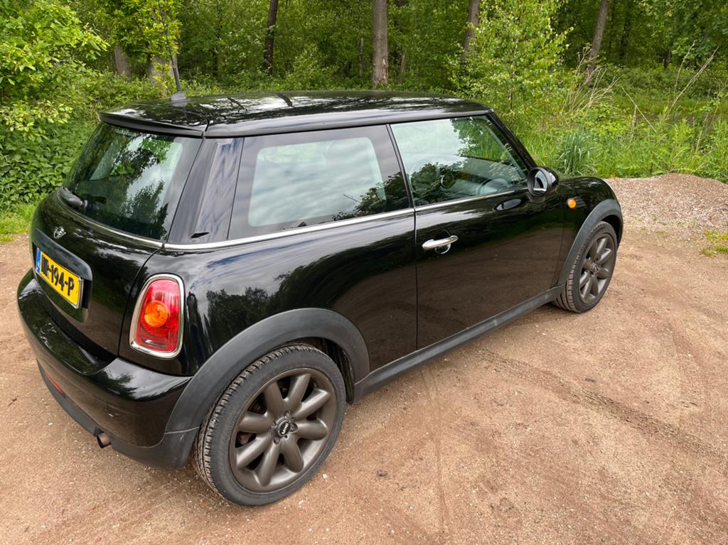 Mini (r56) 1.6 75pk 2010 Zwart, Auto's, Mini, Particulier, One, Benzine, B, Hatchback, Handgeschakeld, Geïmporteerd, Zwart, Voorwielaandrijving