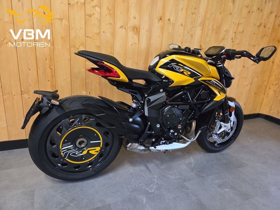 MV AGUSTA DRAGSTER 800 RR SCS (bj 2025) 1Km, Motoren, Motoren | MV Agusta, Motorrijbewijs A, MV Agusta, Bedrijf, Meer dan 35 kW