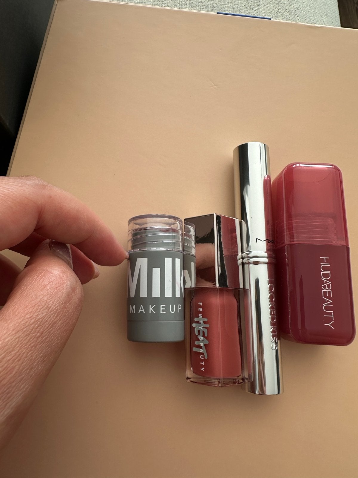 Make-up collectie: Milk, Fenty, Huda Beauty, MAC, Gehele gezicht, Nieuw, Ophalen of Verzenden, Make-up