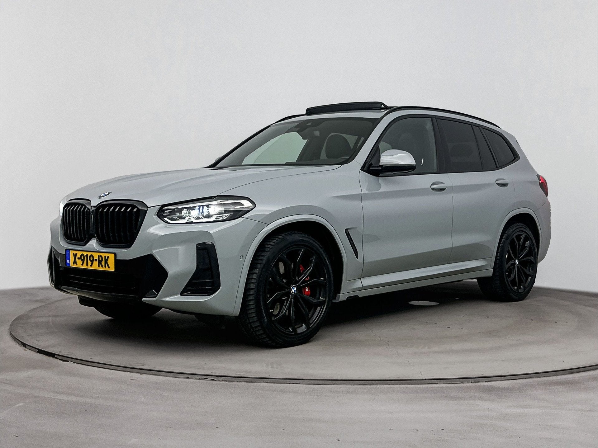 BMW X3 xDrive20i High Executive M Sport Automaat / Panoramad, Auto's, BMW, 1998 cc, Gebruikt, 4 cilinders, Bedrijf