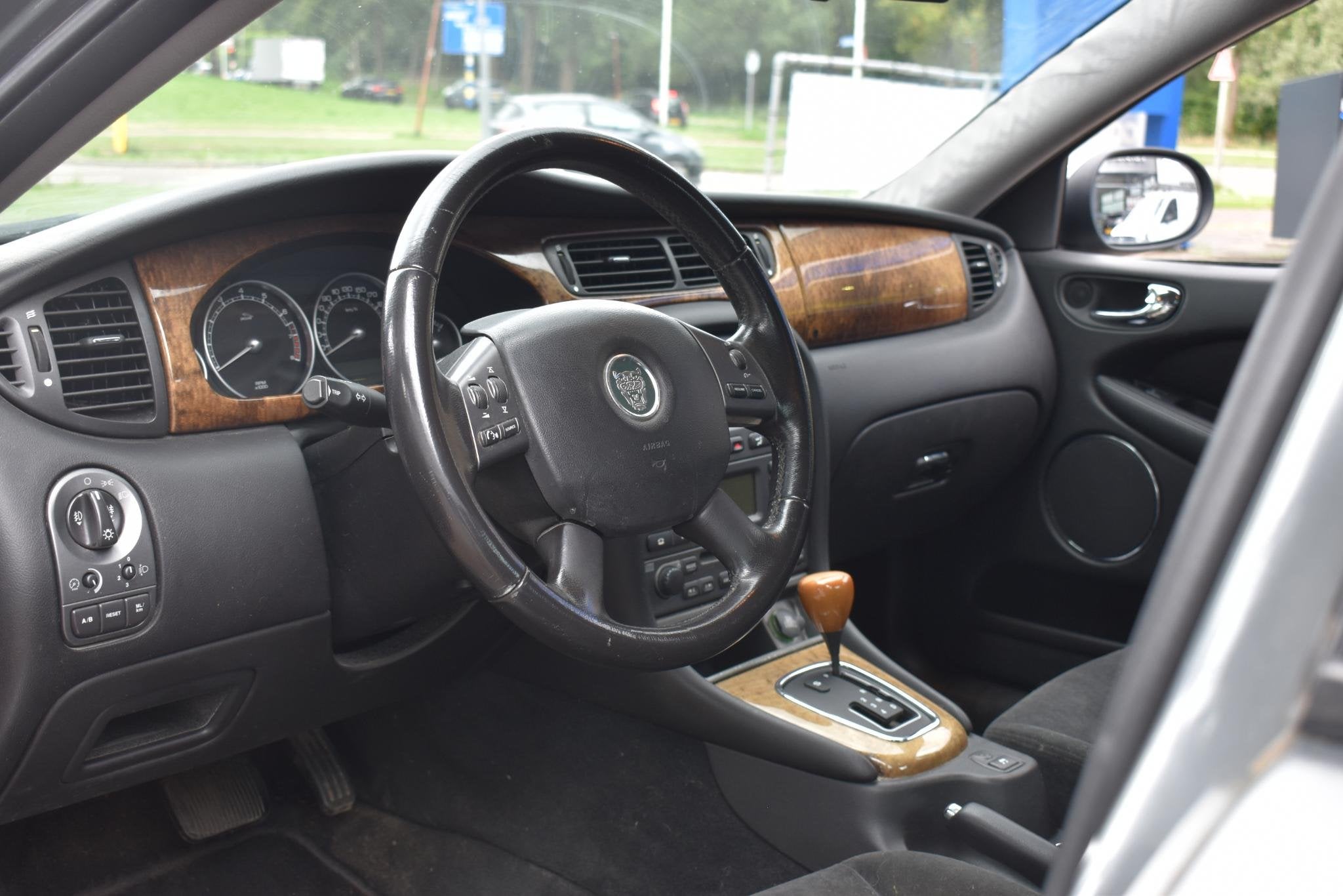 Jaguar X-type 2.0 V6 Business Edition Automaat | Climate Con, Auto's, 156 pk, 1371 kg, Sedan, Zilver of Grijs