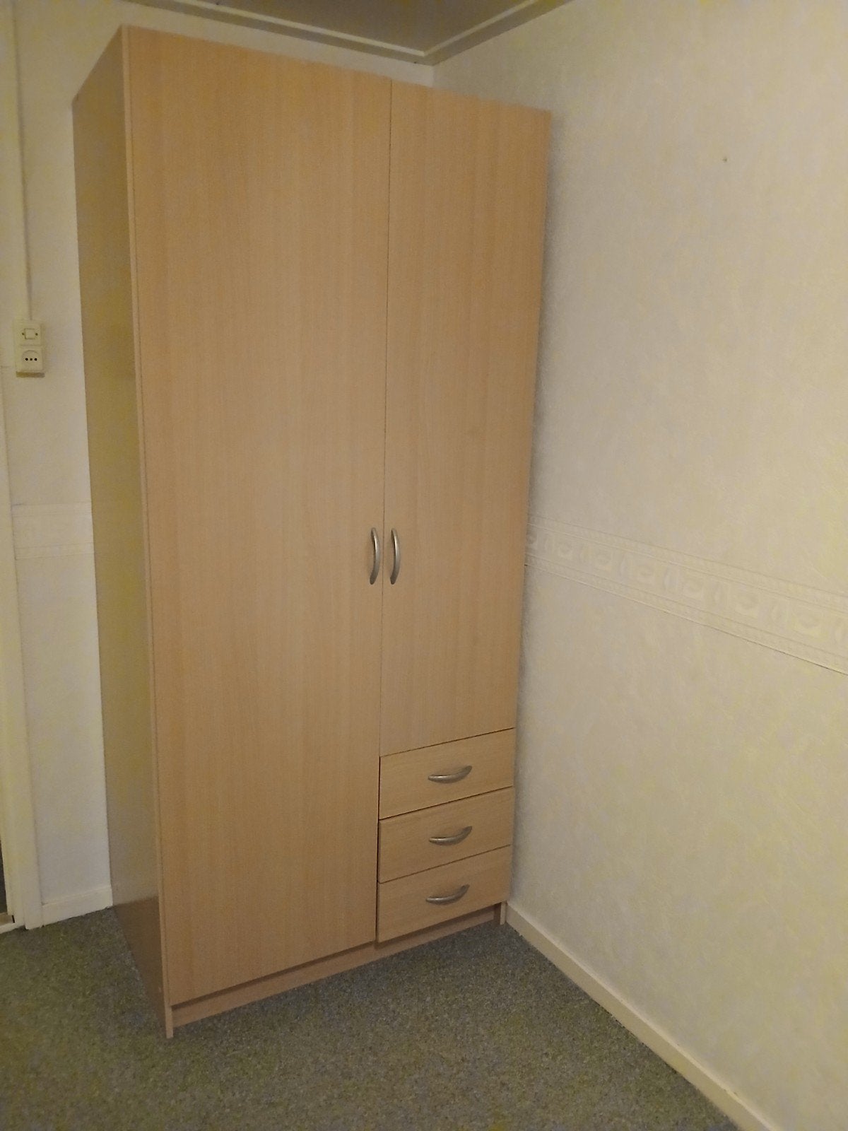 Kledingkast, Ophalen, Gebruikt, 200 cm of meer, 50 tot 100 cm