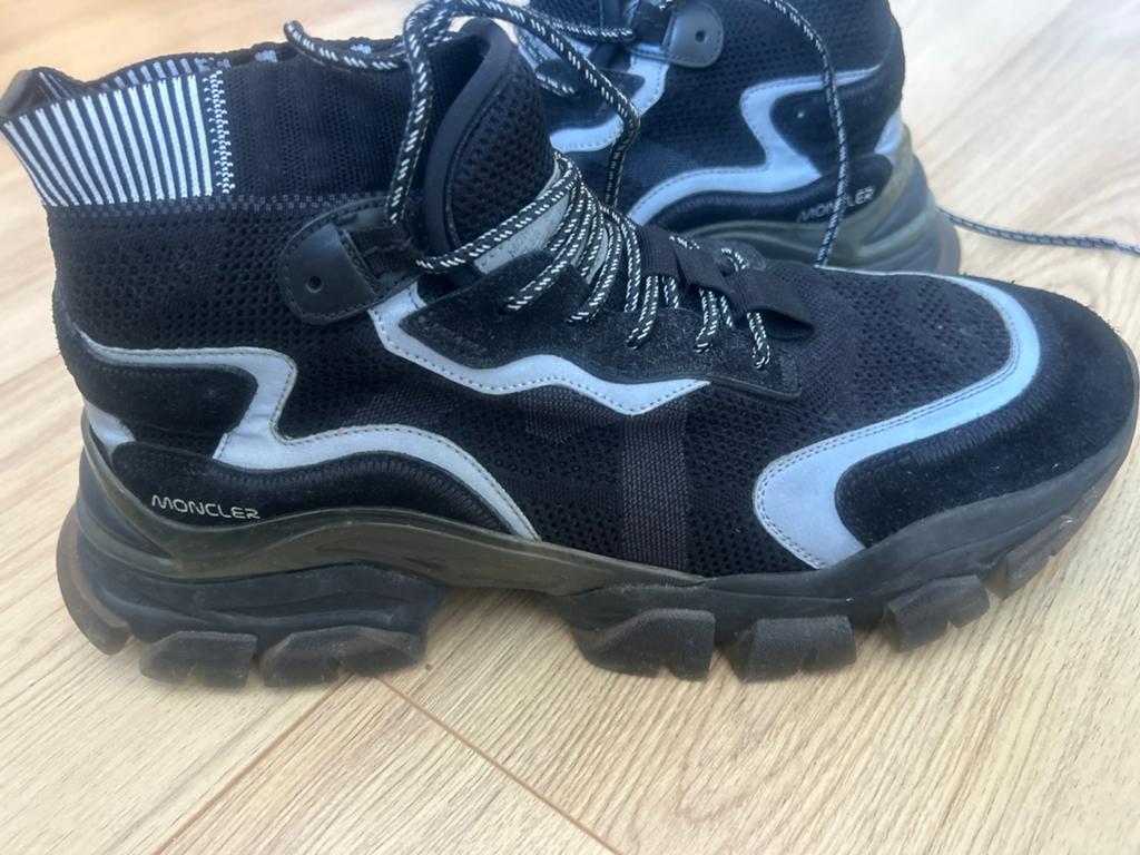 Moncler schoenen maat 45! Zo goed als nieuw, Ophalen of Verzenden, Zo goed als nieuw, Zwart