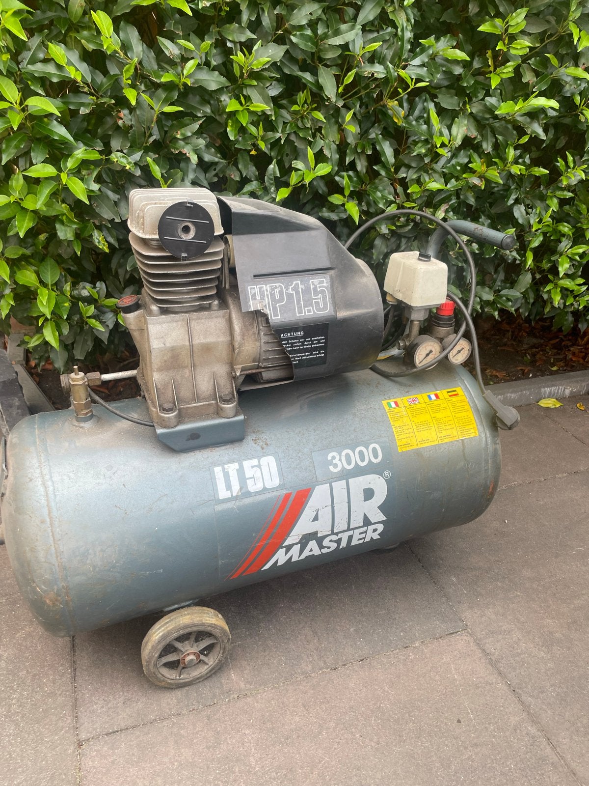 Goed werkende Air Master LT50 3000 compressor, Doe-het-zelf en Verbouw, Compressors, Ophalen, Gebruikt, 6 tot 10 bar, 25 tot 100 liter