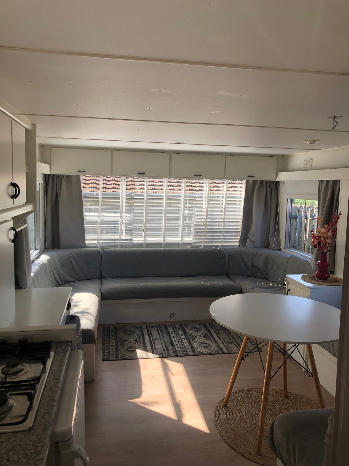 Nette & opgeknapte Sunseeker Mallorca (900 x 310 cm)