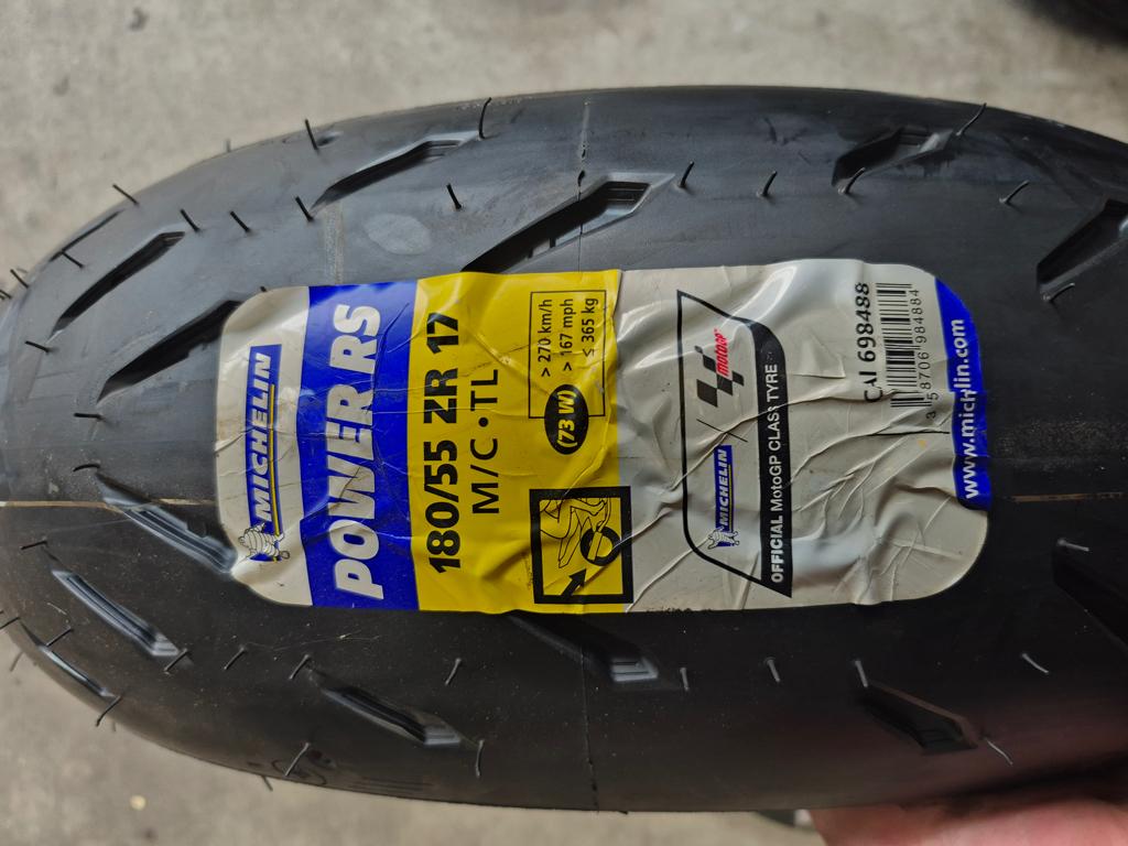 180 / 55 / 17 Michelin power RS, Ophalen of Verzenden, Nieuw