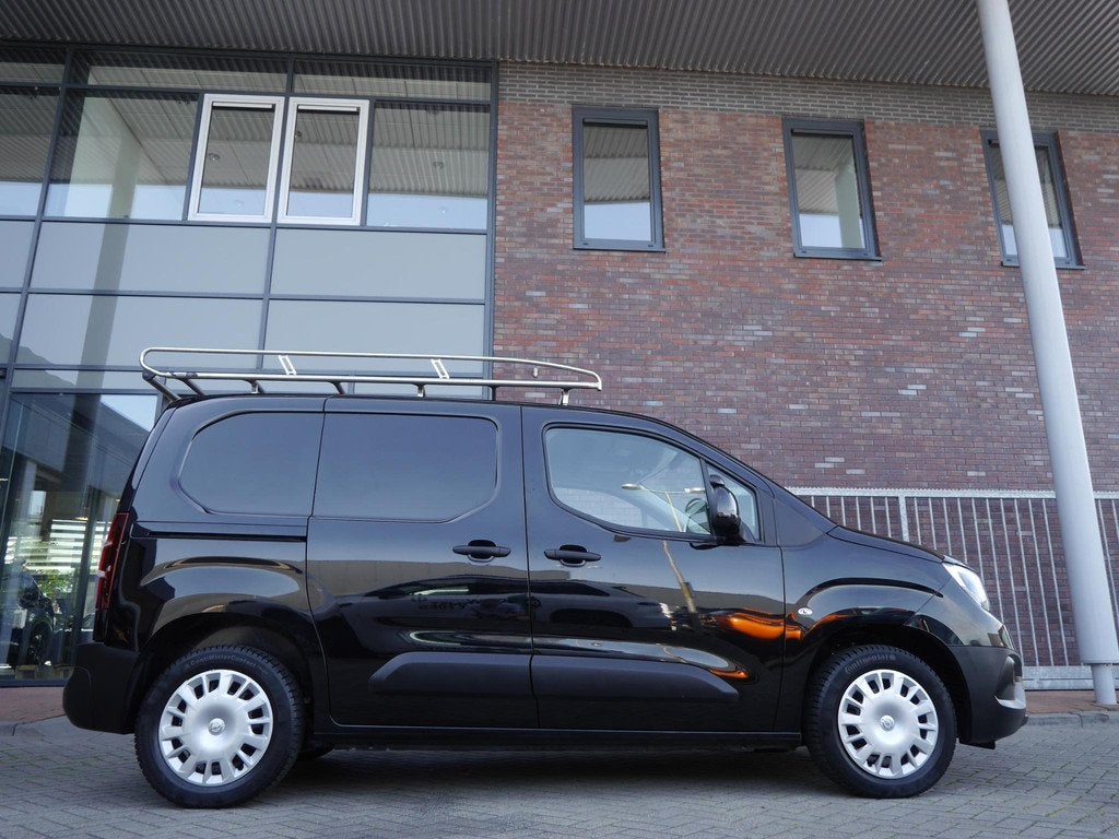 Opel Combo 1.5D L1H1 Edition | Imperiaal | Navigatie | Airco, Voorwielaandrijving, Stof, Gebruikt, 4 cilinders