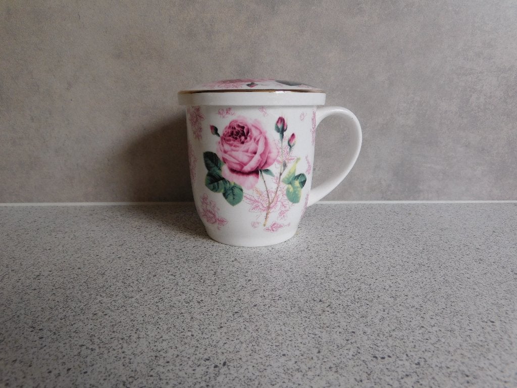 Mok 9,5x8,5 cm. Deksel Fine Bone China Roos Cha Cult Hamburg, Huis en Inrichting, Ophalen of Verzenden, Zo goed als nieuw, Overige stijlen