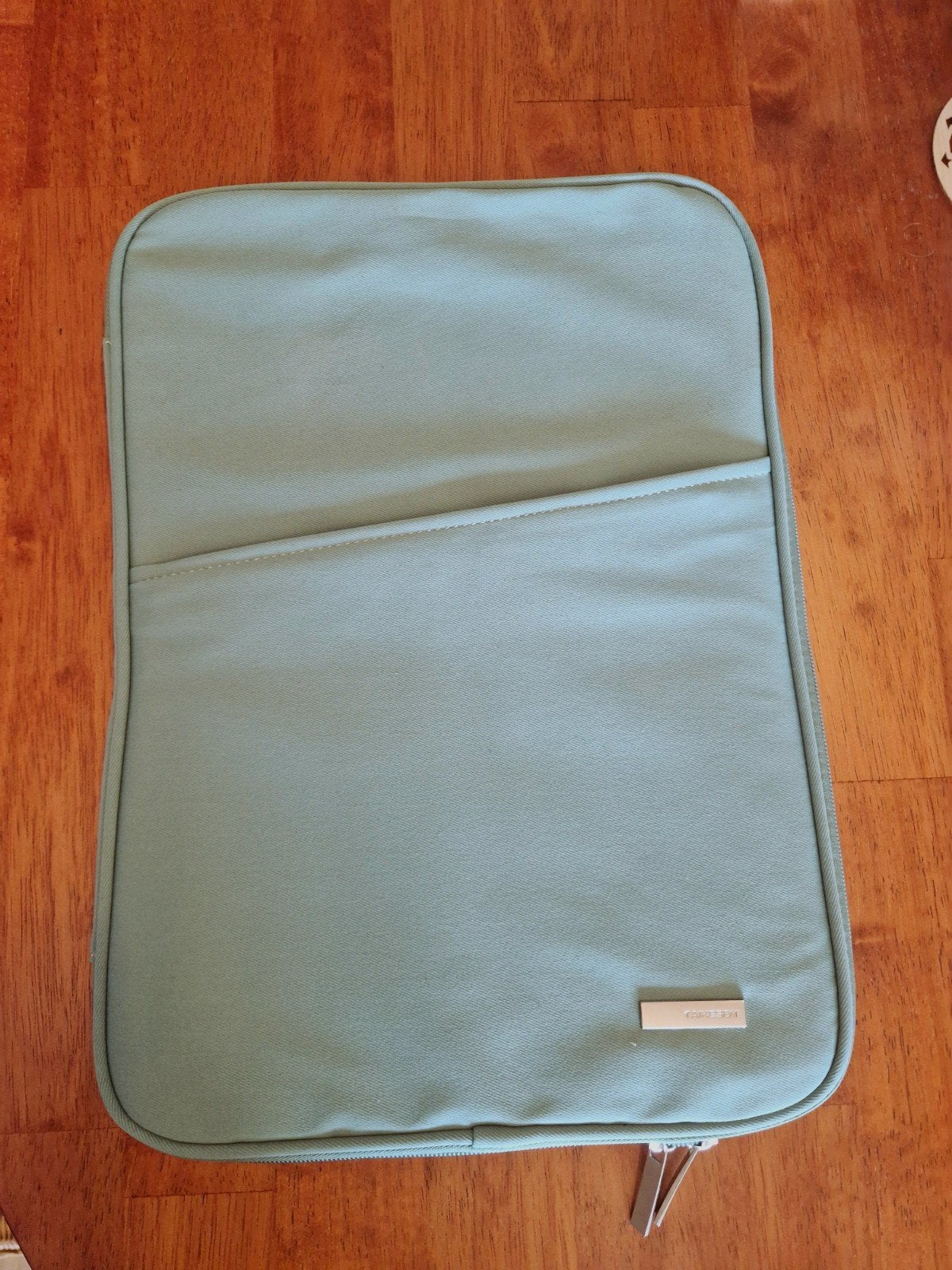 Gloednieuwe 15.6" Laptophoes, Computers en Software, Ophalen of Verzenden, 15 inch, Nieuw, TAIKESEN