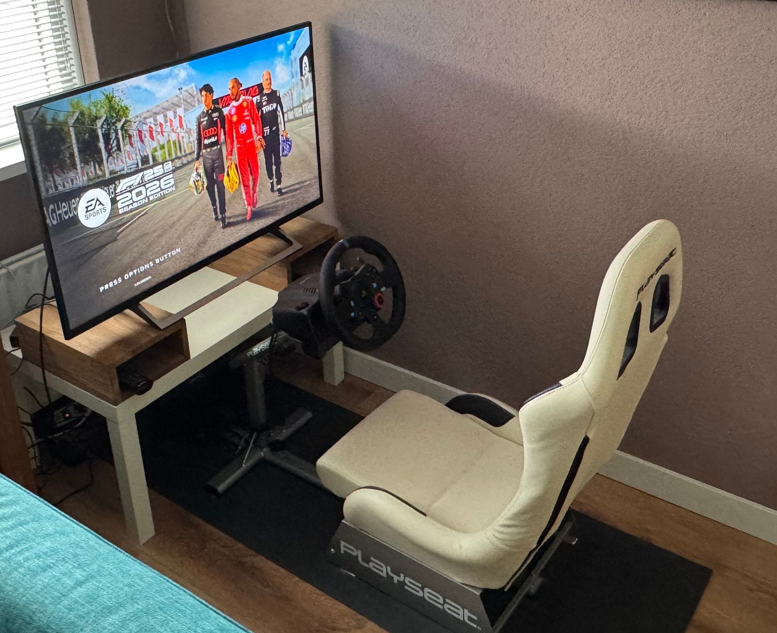 PlaySeat stoel met Logitech G29 stuur en pedalen, Ophalen, Racestoel, Gebruikt, PlayStation