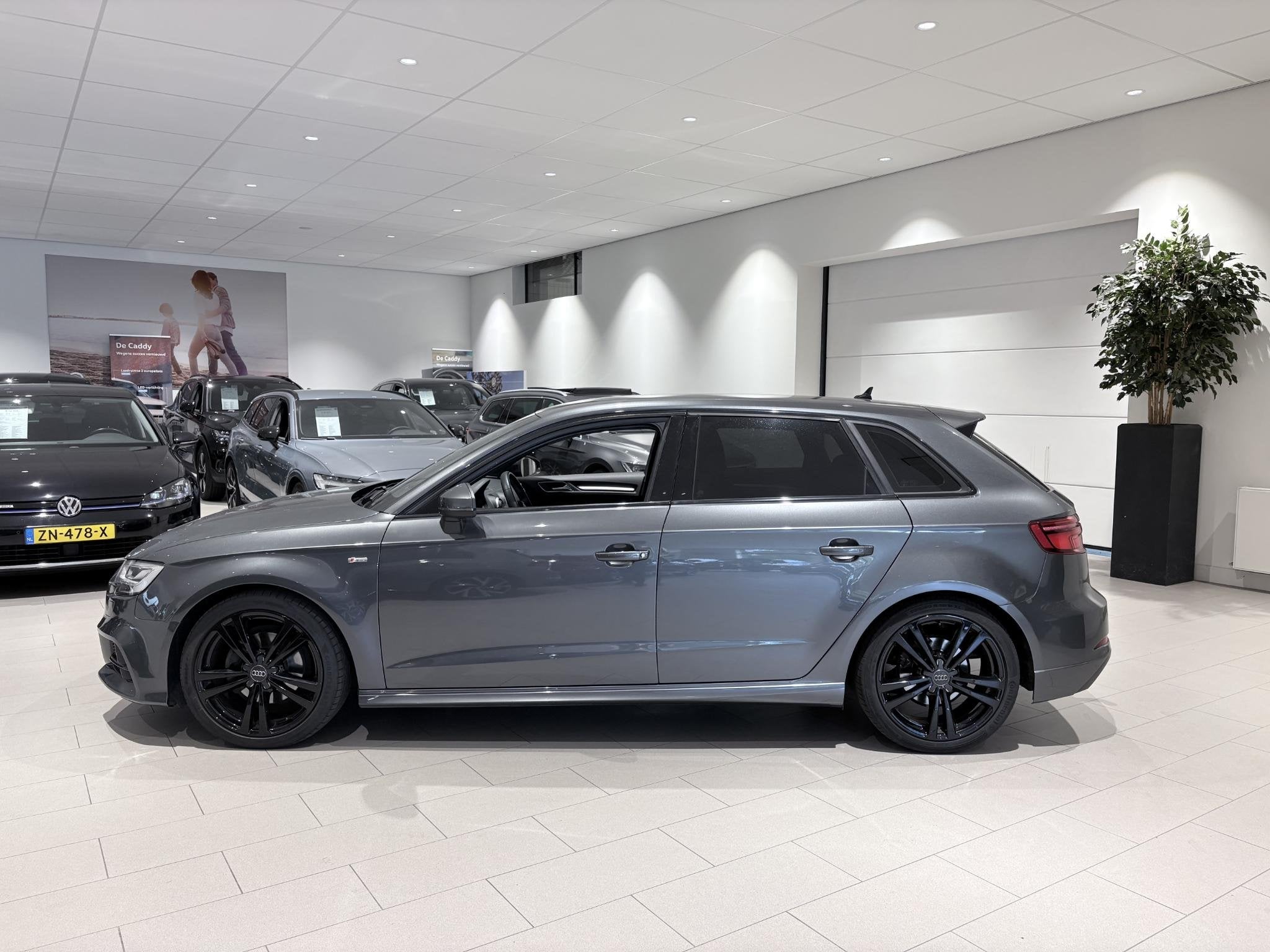 Audi A3 Sportback 30 TDI Sport S Line Edition | Trekhaak | S, 12 maanden, Gebruikt, 4 cilinders, Origineel Nederlands