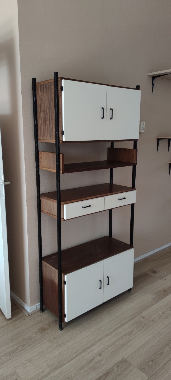 Vintage Simpla Lux wandmeubel / boekenkast, Ophalen