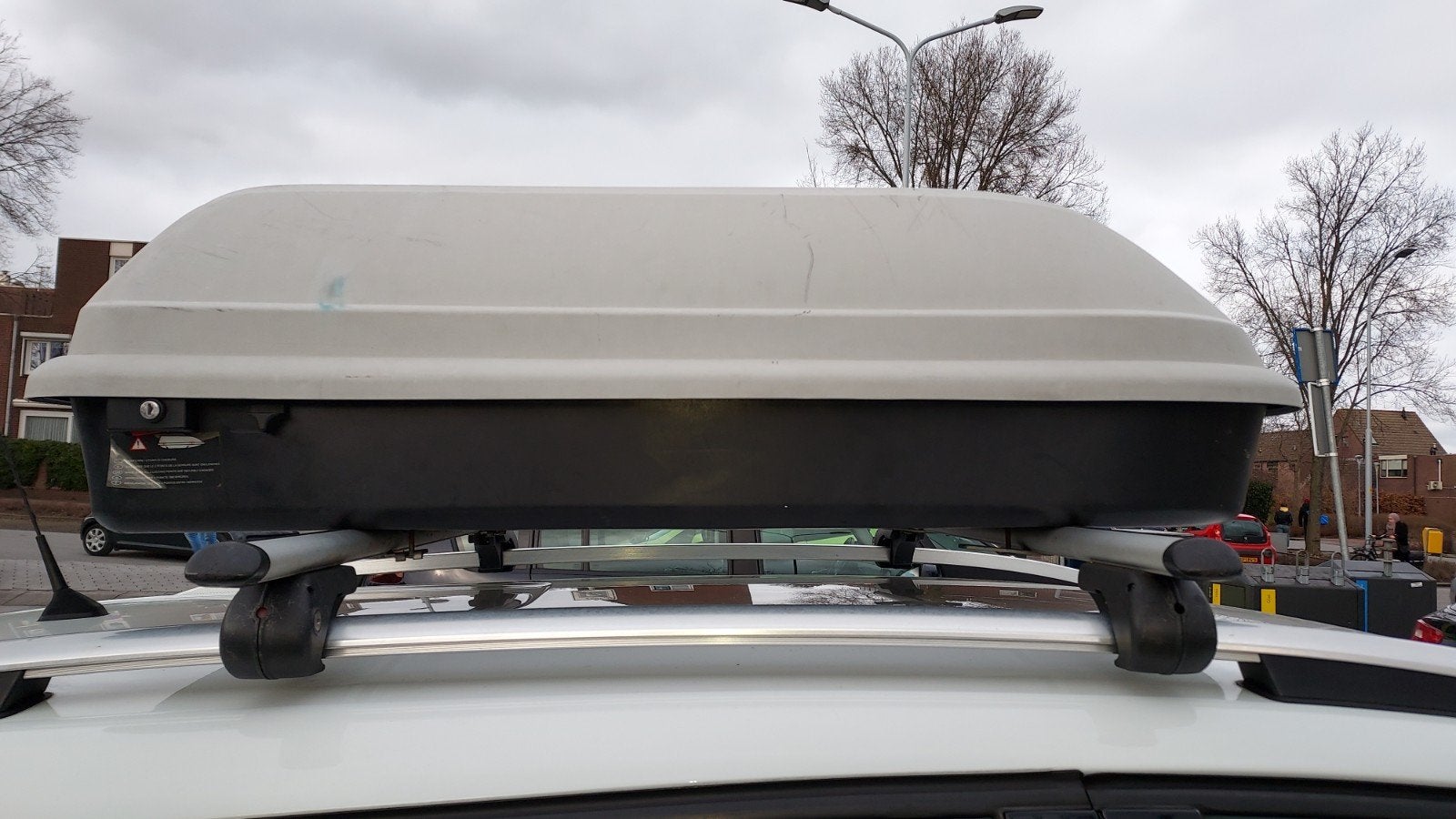 Dakkoffer 320 liter ideaal voor de autovakantie, Ophalen, Gebruikt