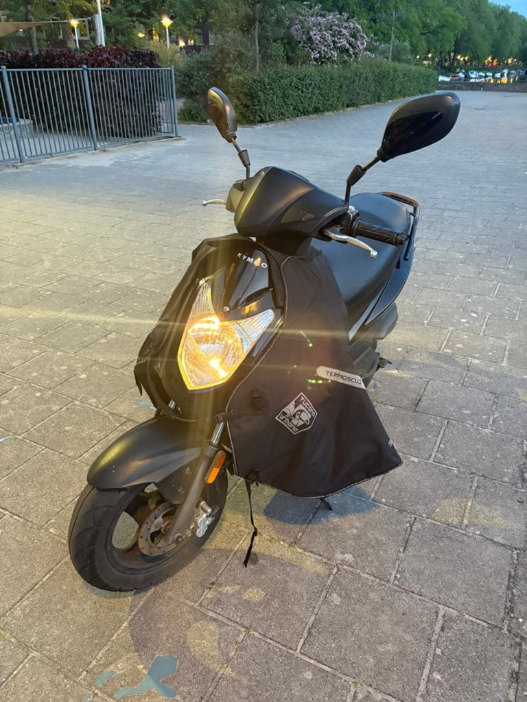 Kymco agility, Fietsen en Brommers, Scooters | Kymco, Ophalen, Maximaal 45 km/u, Zo goed als nieuw, 50 cc