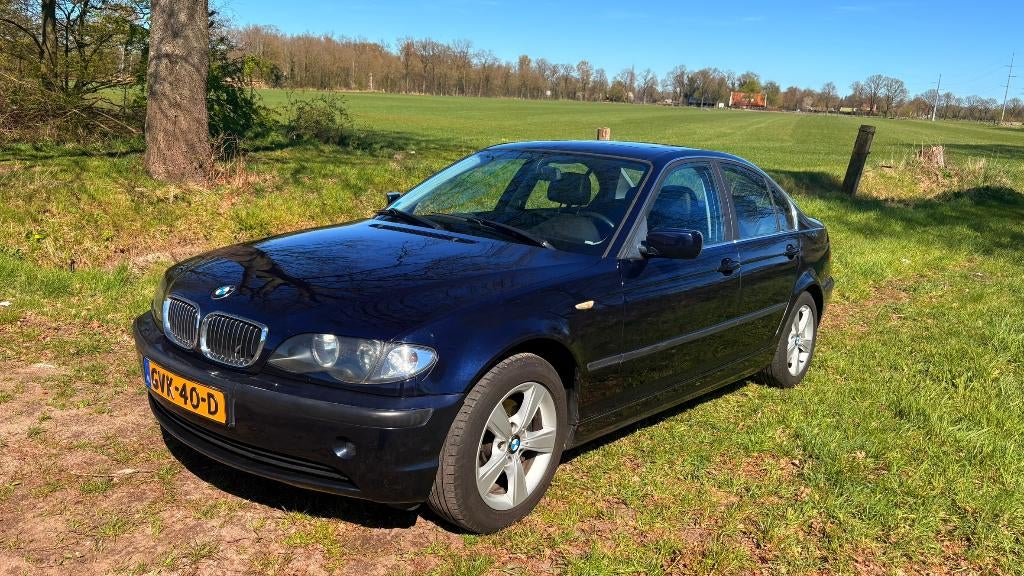 BMW E46 3-Serie 2.2 I 320 AUT 2003, Auto's, Achterwielaandrijving, Zwart, Blauw, Particulier