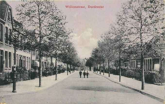 301-109-019 Dordrecht Willemstraat, Verzenden, Voor 1920, Zuid-Holland