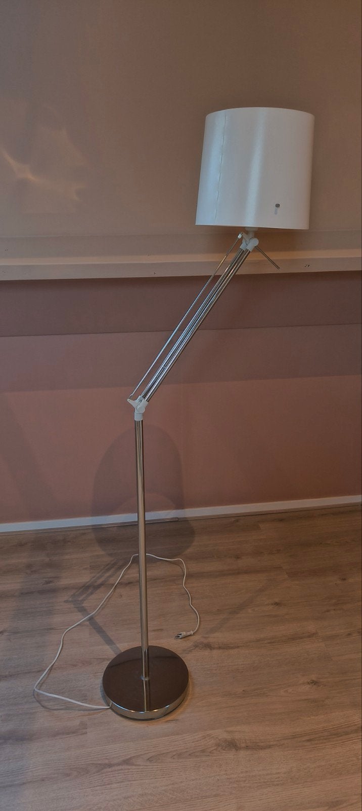 Ikea vloerlamp met verstelbare arm, Gebruikt, Ophalen of Verzenden, Textiel, Modern