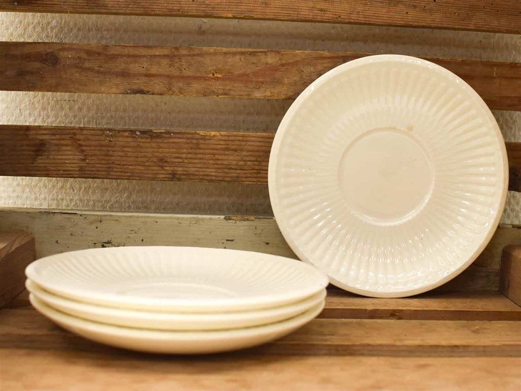 4 stuks Wedgwood Schoteltjes 52782, Ophalen of Verzenden, Gebruikt, Aardewerk, Bord(en)